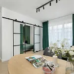 Daire Sagaria - Easy - Rent - Z Basenem *