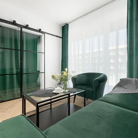 Sagaria - Easy - Rent - Z Basenem *