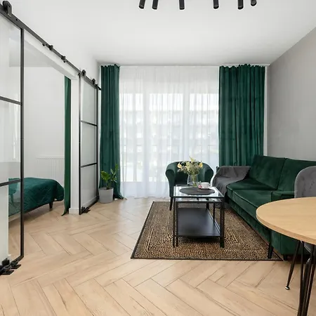 Sagaria - Easy - Rent - Z Basenem